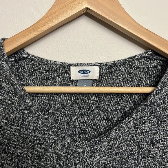 Heather Gray Size Small Old Navy Sweater - Picture 2 of 3
